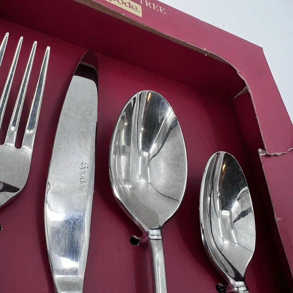 Spode CHRISTMAS TREE 20 Piece Flatware Set - Service for 4